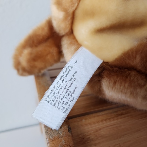 Vintage 2000 Toys R Us Animal Alley Laying Brown Darby Puppy Dog Large Plush 16" - Picture 9 of 11